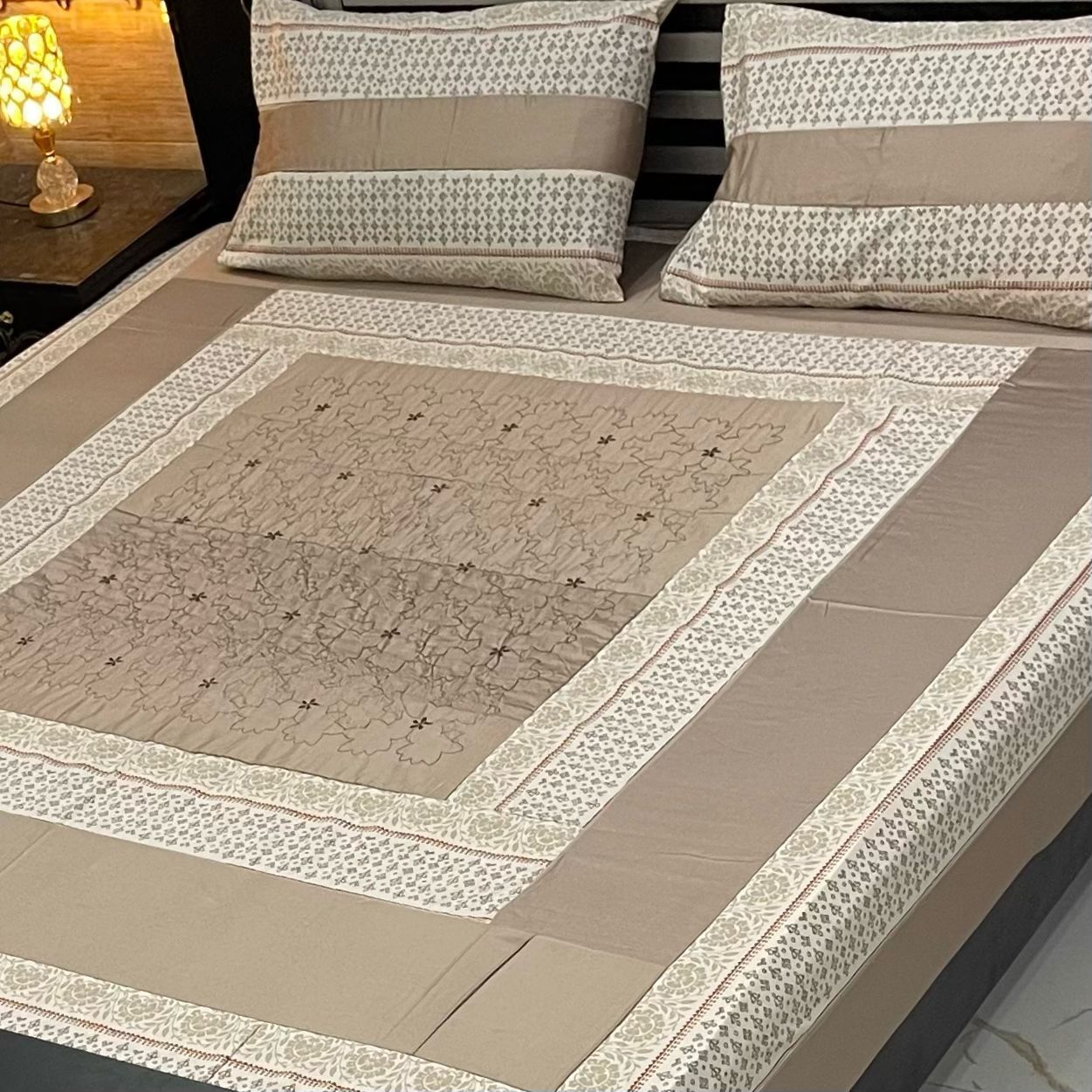 taal mart patch work bedsheet design